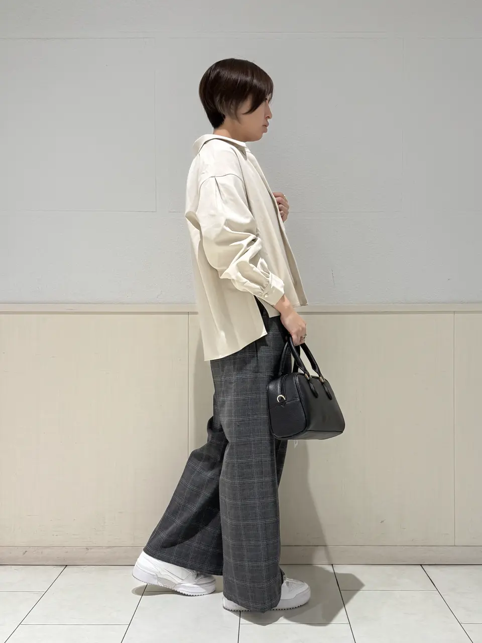 ANY SIS 村上 コーディネート画像