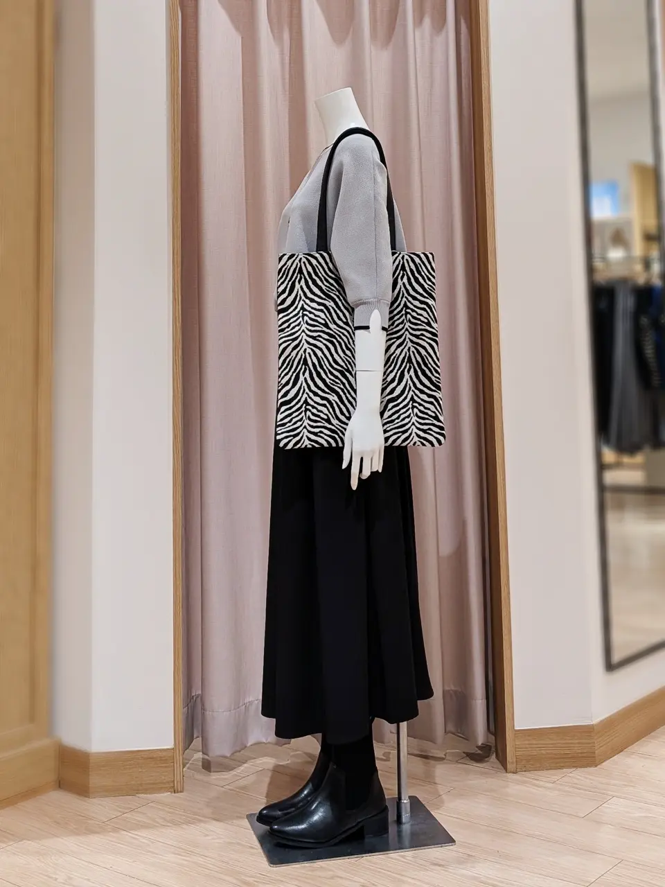 ANY 岩田 コーディネート画像