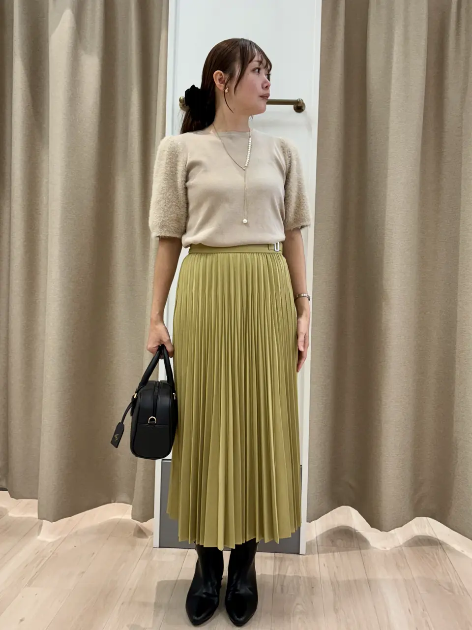 ANY SIS 笠羽 コーディネート画像