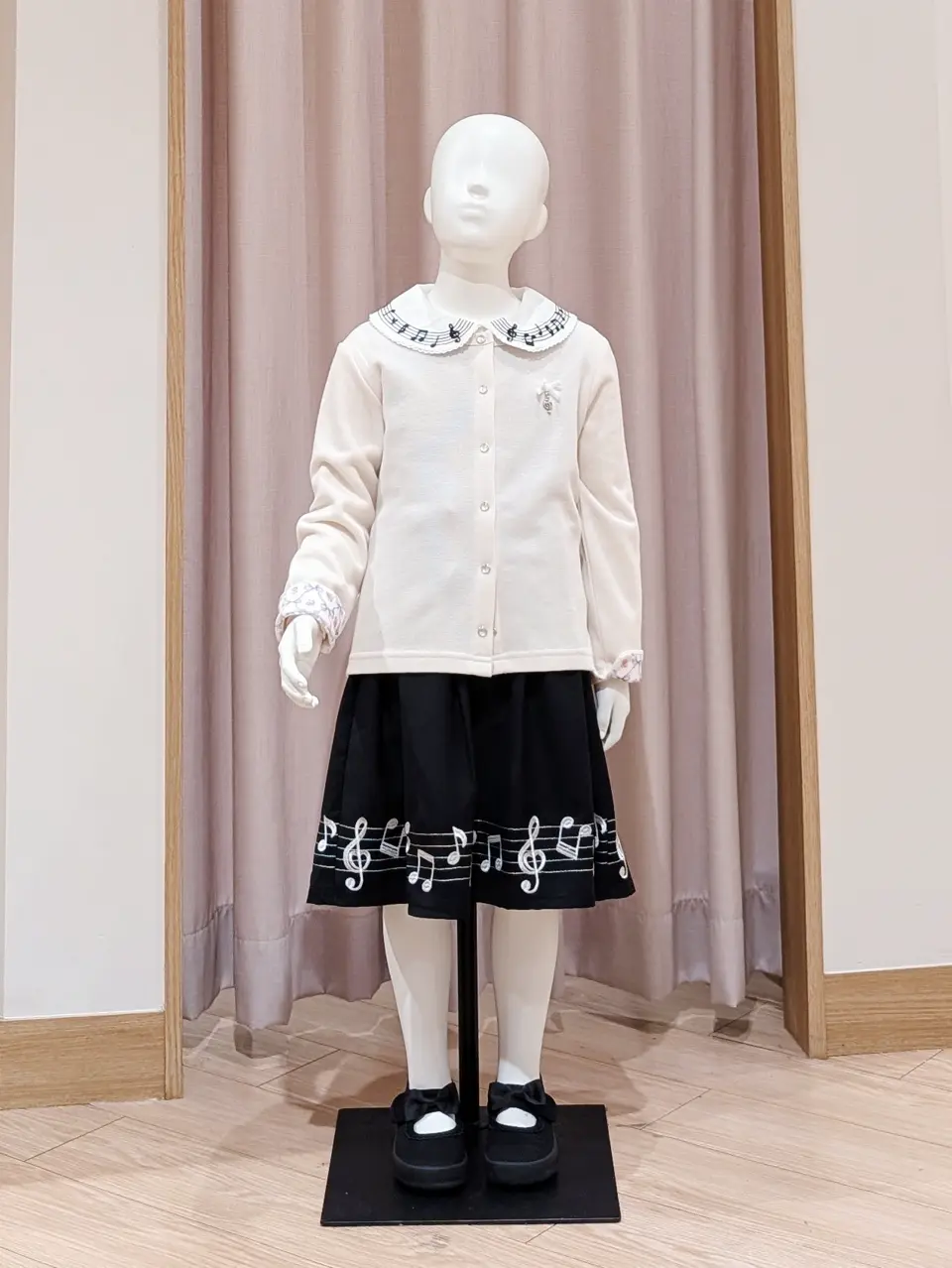 ANY 奥原 コーディネート画像