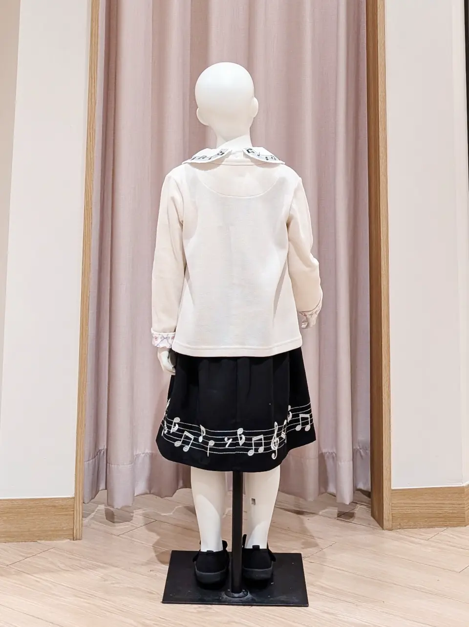 ANY 奥原 コーディネート画像