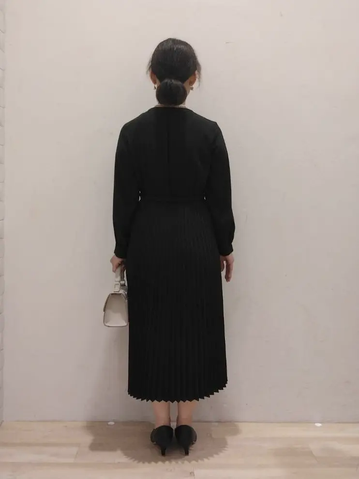 ANY SIS 西出 コーディネート画像