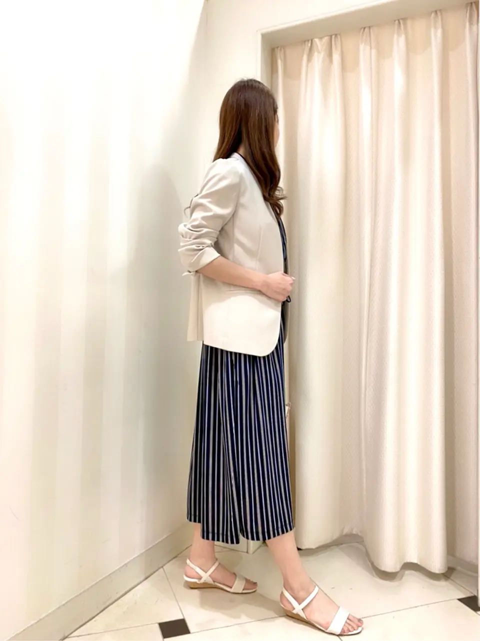 ANY SIS 金井 コーディネート画像