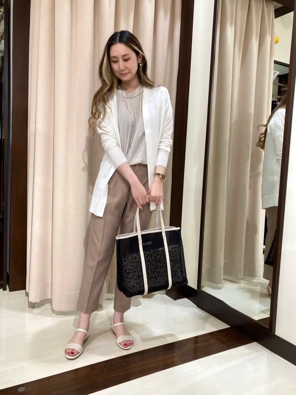 ANY SIS STAFF コーディネート画像