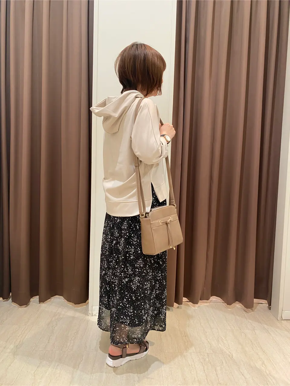 ANY SIS 岩本 コーディネート画像