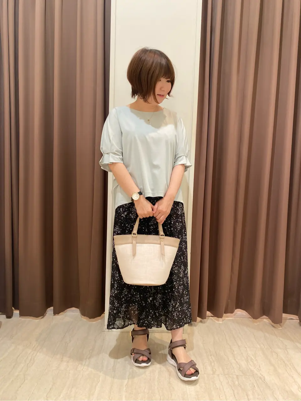 ANY SIS 岩本 コーディネート画像