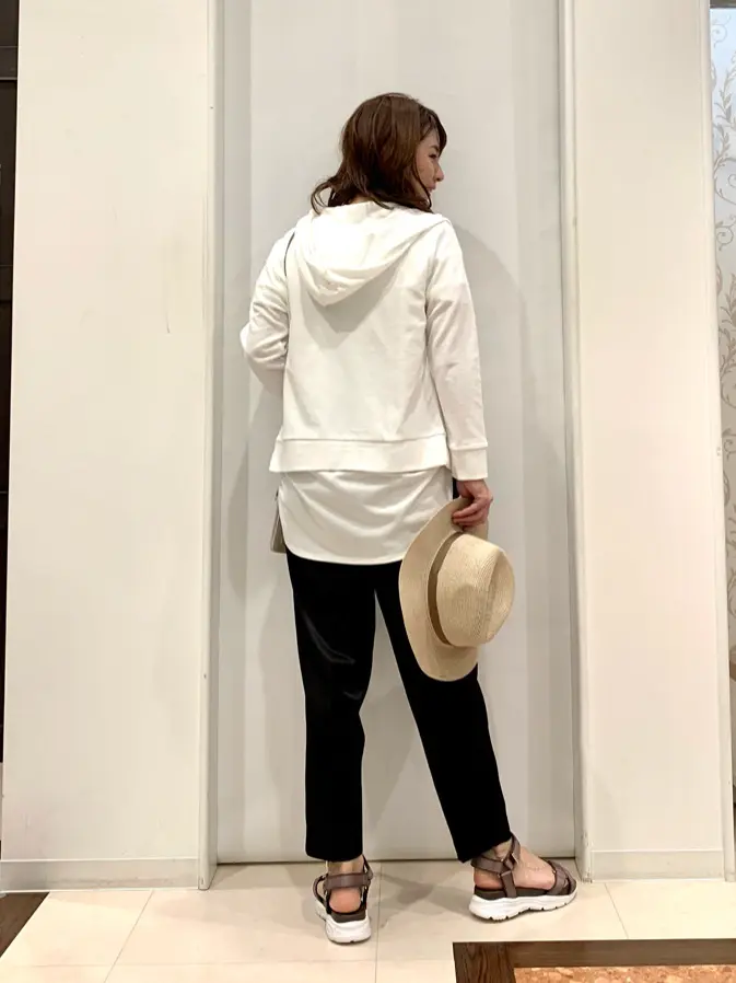 ANY SIS 横田 コーディネート画像