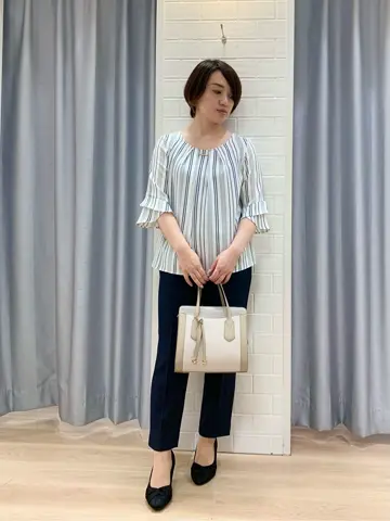 ANY SIS 丸岡 コーディネート画像