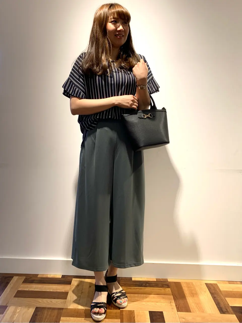 ANY SIS 石川 コーディネート画像