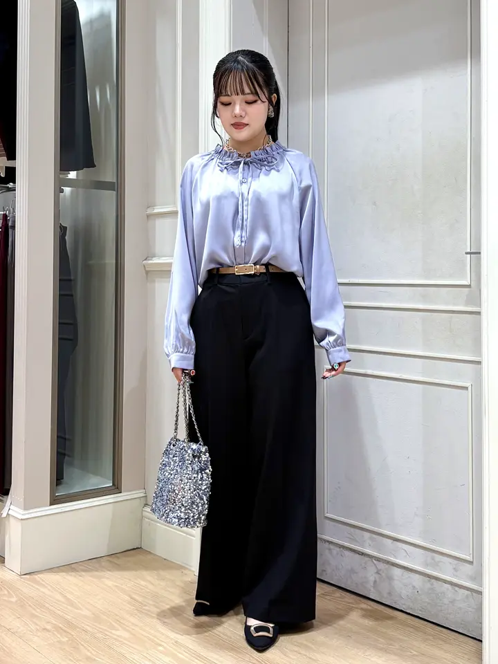 ANY SIS erika コーディネート画像