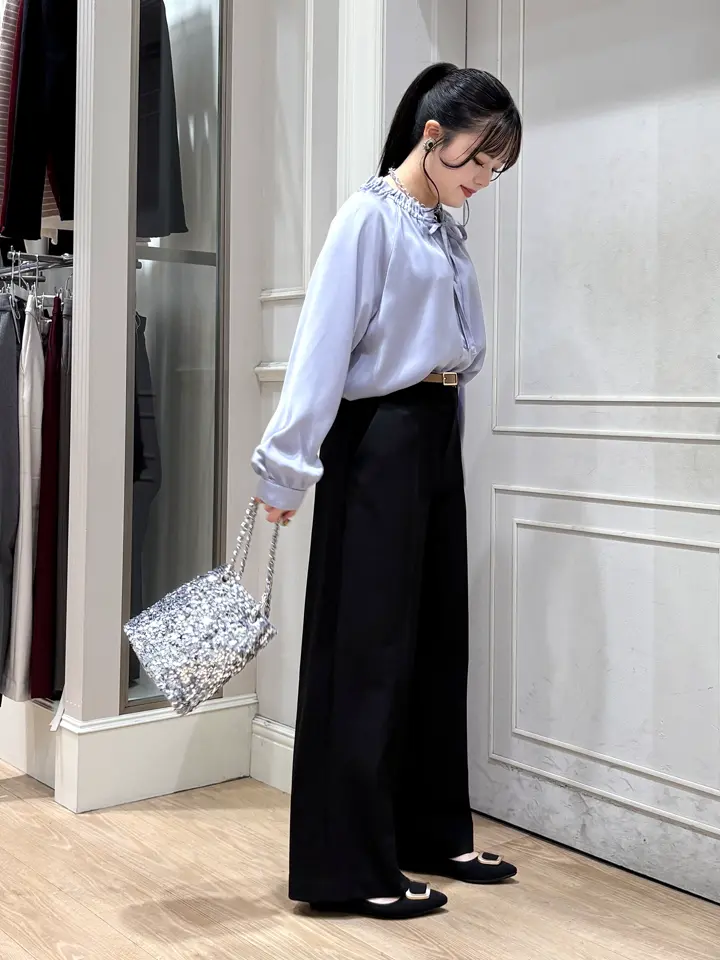 ANY SIS erika コーディネート画像