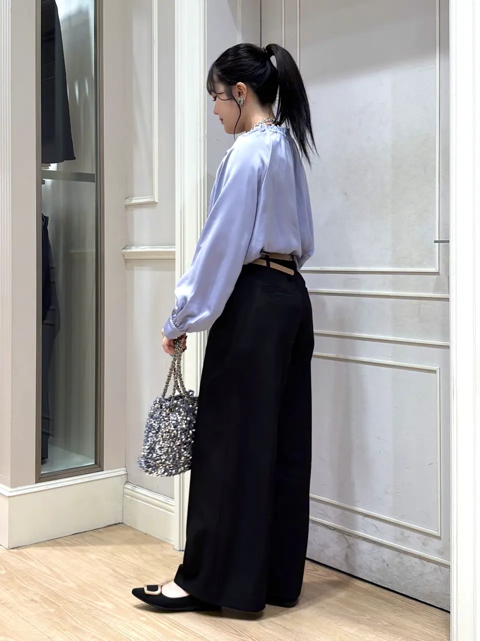 ANY SIS erika コーディネート画像