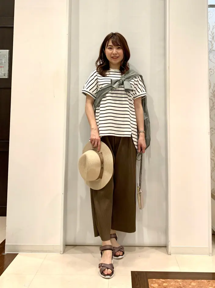 ANY SIS 横田 コーディネート画像