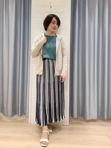 ANY SIS 丸岡 コーディネート画像