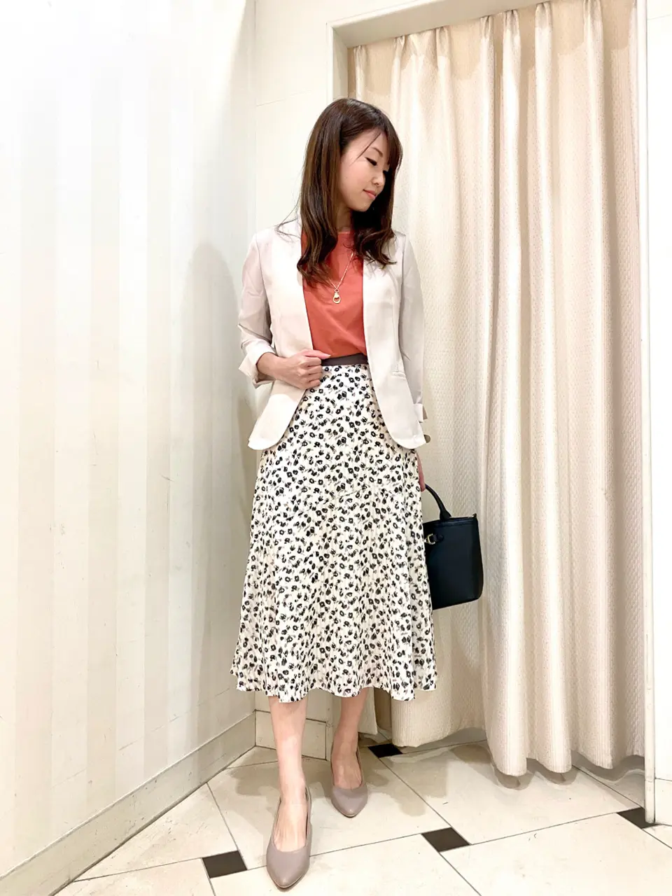 ANY SIS 金井 コーディネート画像