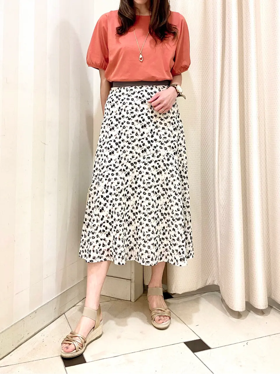 ANY SIS 金井 コーディネート画像