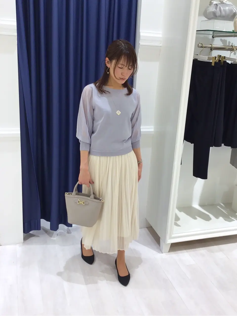 ANY SIS スタッフ コーディネート画像