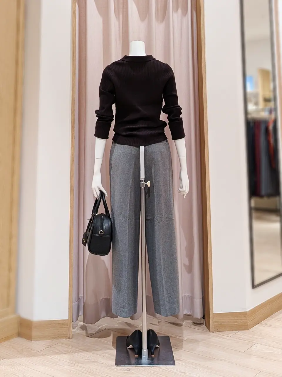 ANY SIS 岩田 コーディネート画像