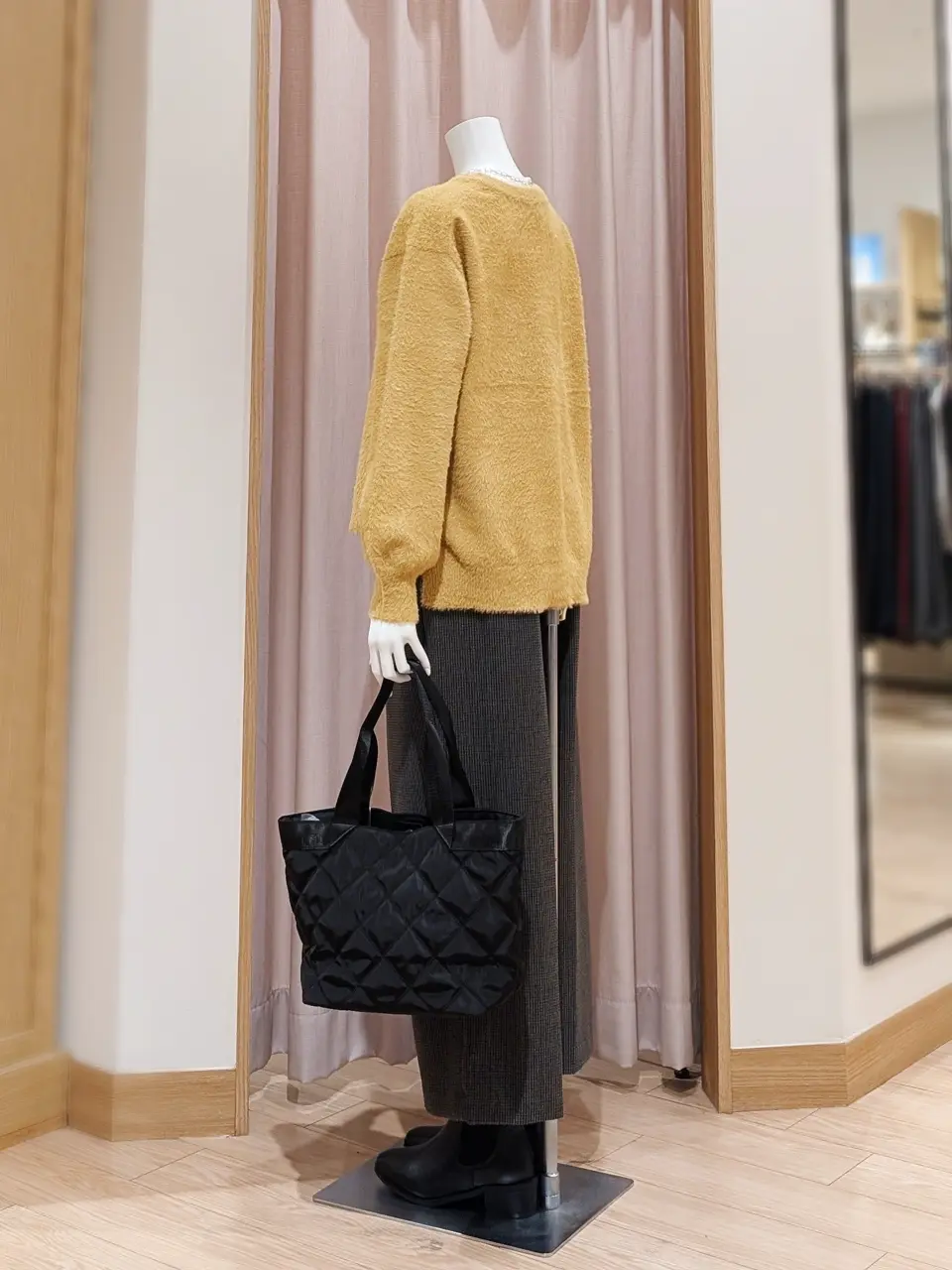 ANY 岩田 コーディネート画像