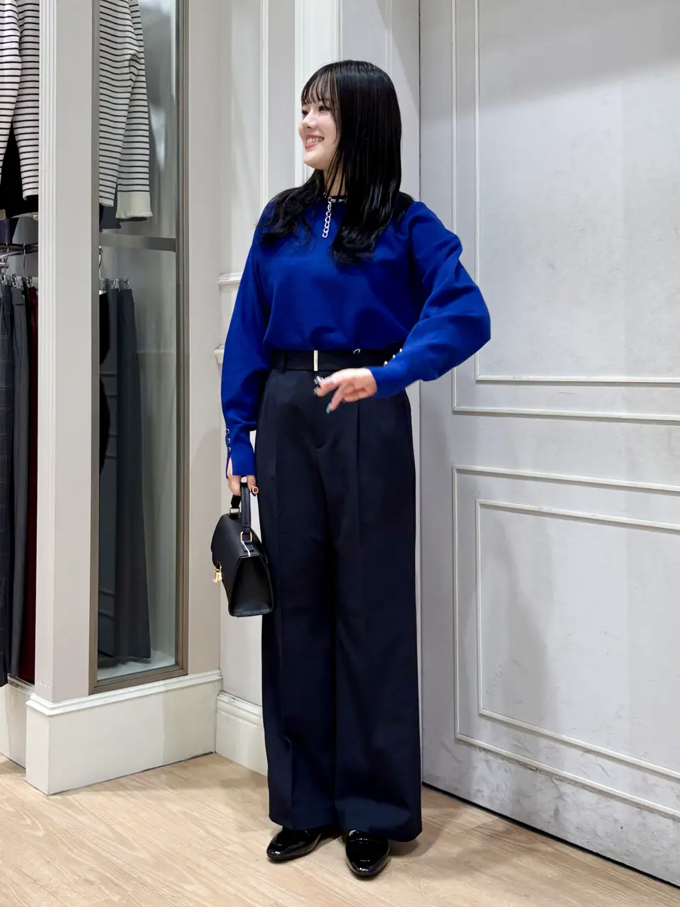 ANY SIS erika コーディネート画像