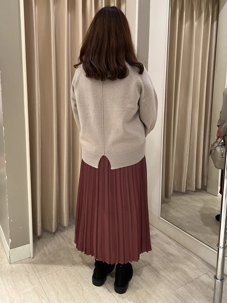 ANY SIS 新井 コーディネート画像