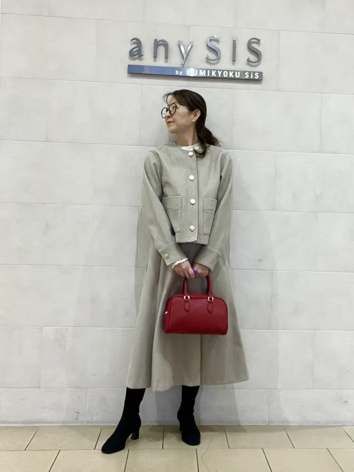 ANY SIS スタッフ コーディネート画像