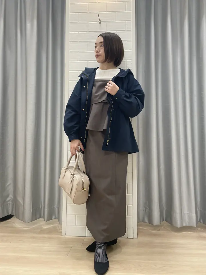 ANY SIS 丸岡 コーディネート画像