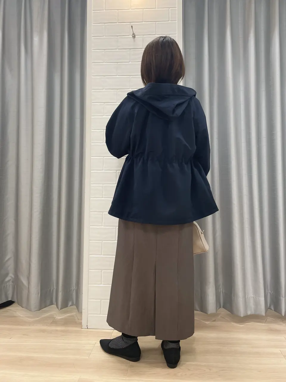 ANY SIS 丸岡 コーディネート画像