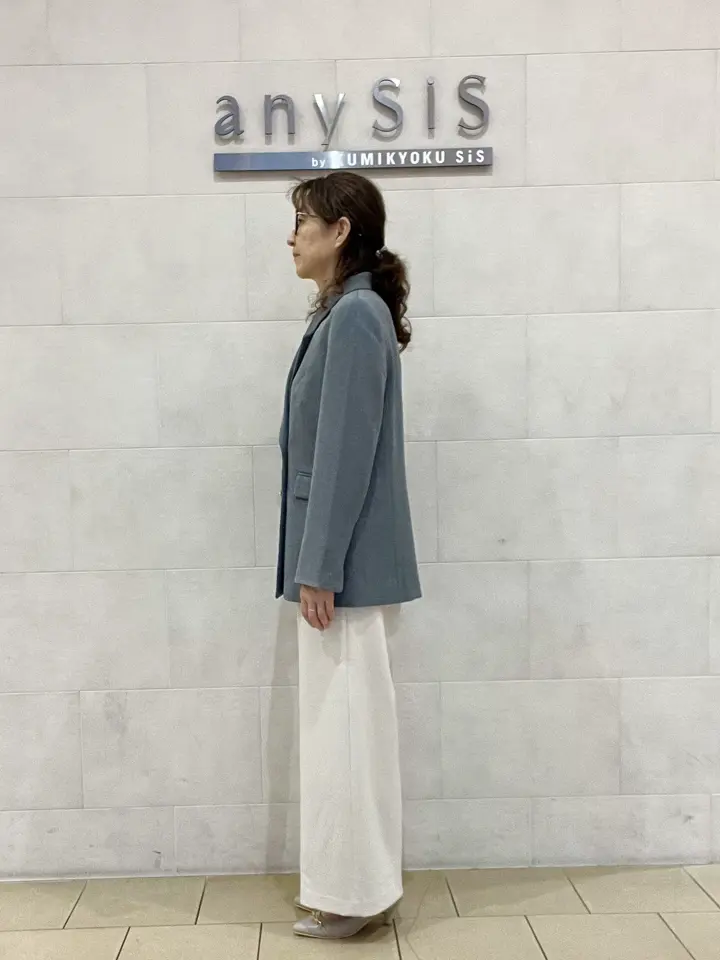 ANY SIS スタッフ コーディネート画像