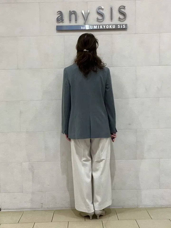 ANY SIS スタッフ コーディネート画像