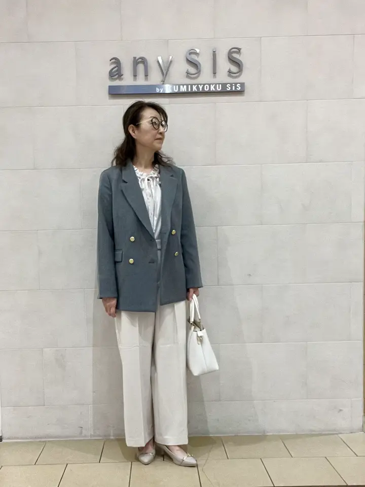 ANY SIS スタッフ コーディネート画像