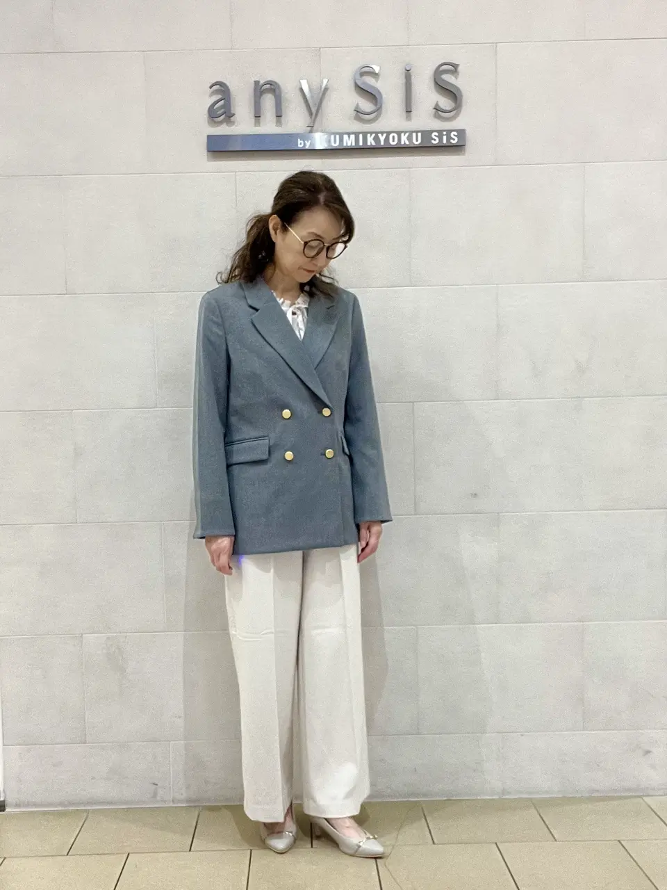 ANY SIS スタッフ コーディネート画像