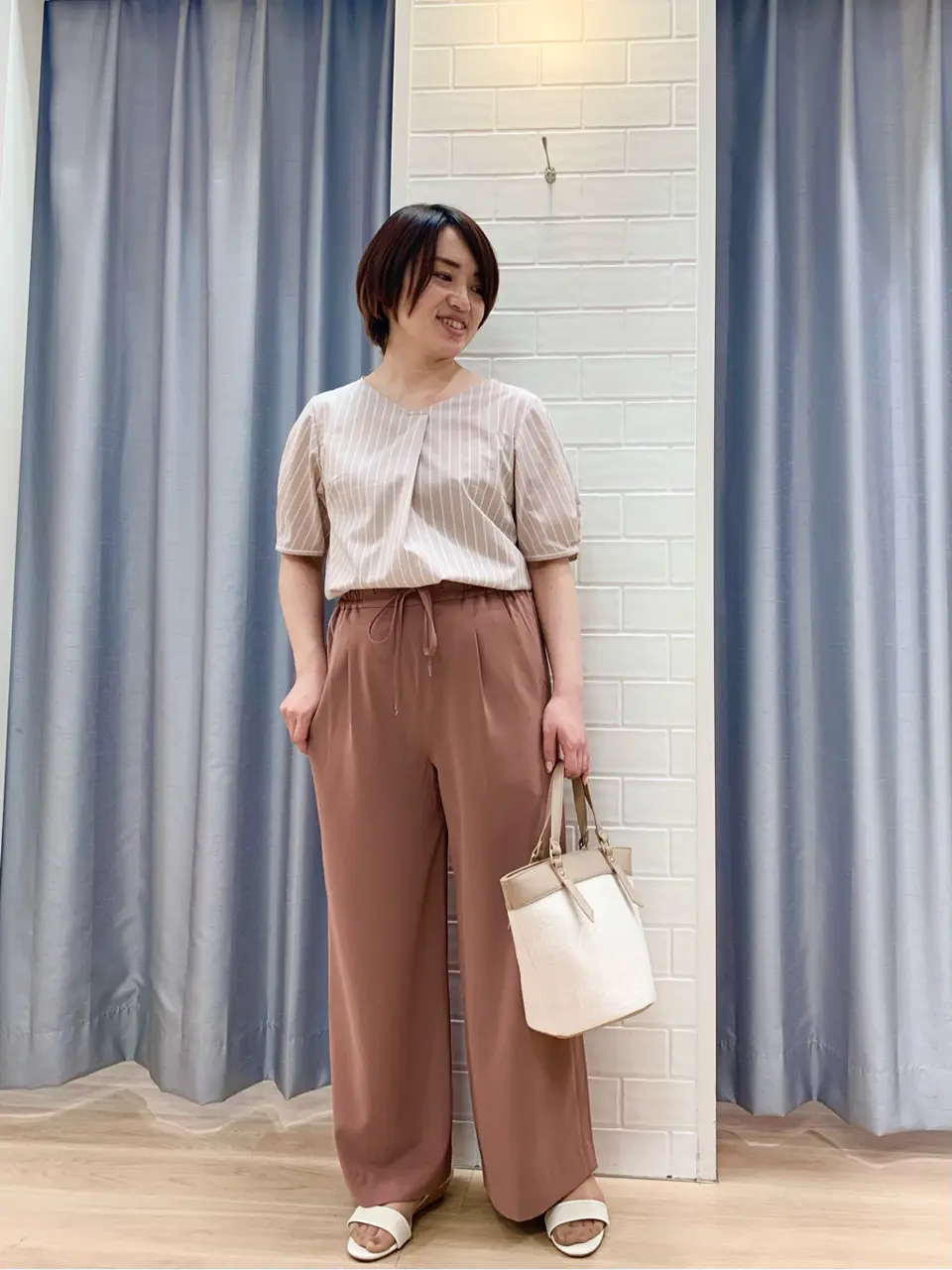 ANY SIS 丸岡 コーディネート画像