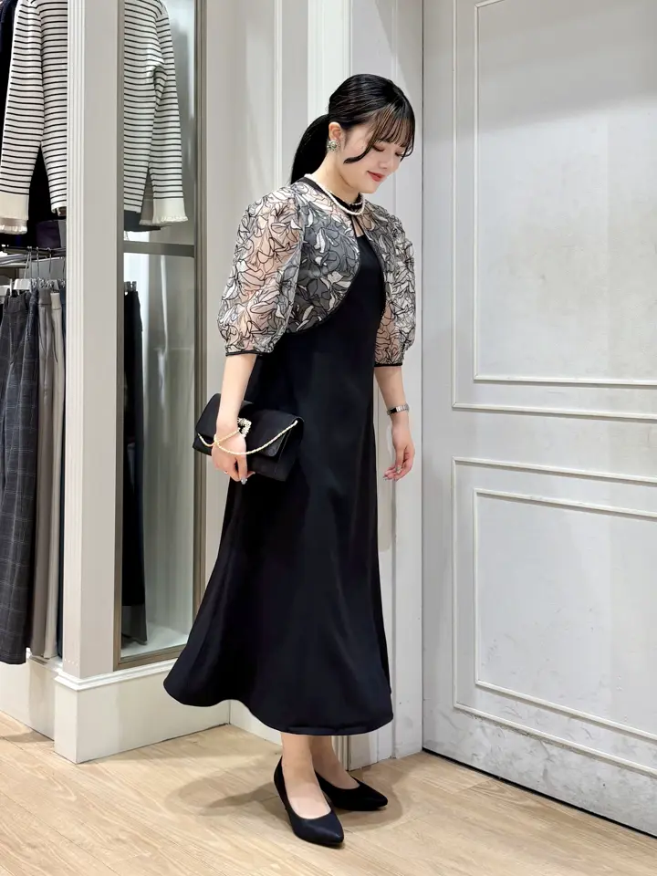 ANY SIS erika コーディネート画像