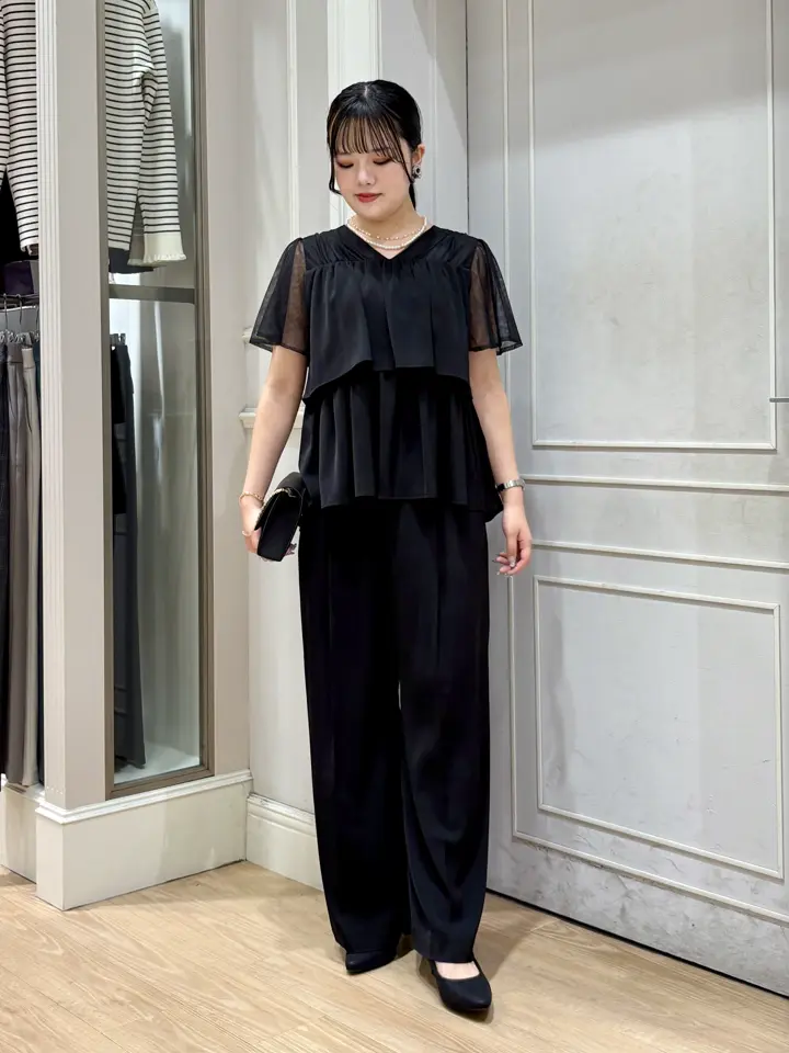 ANY SIS erika コーディネート画像