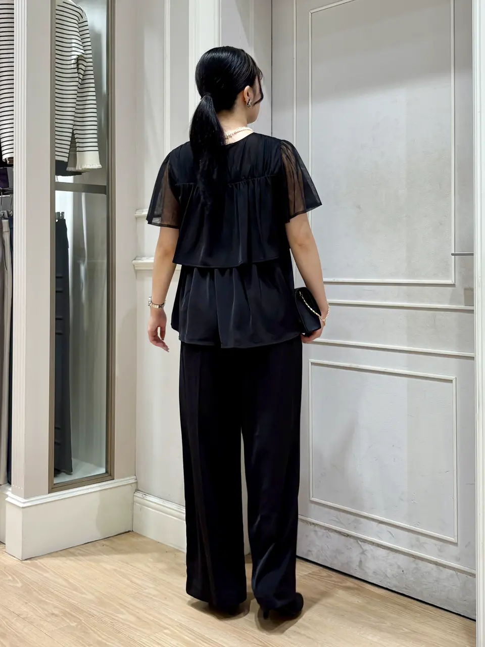 ANY SIS erika コーディネート画像