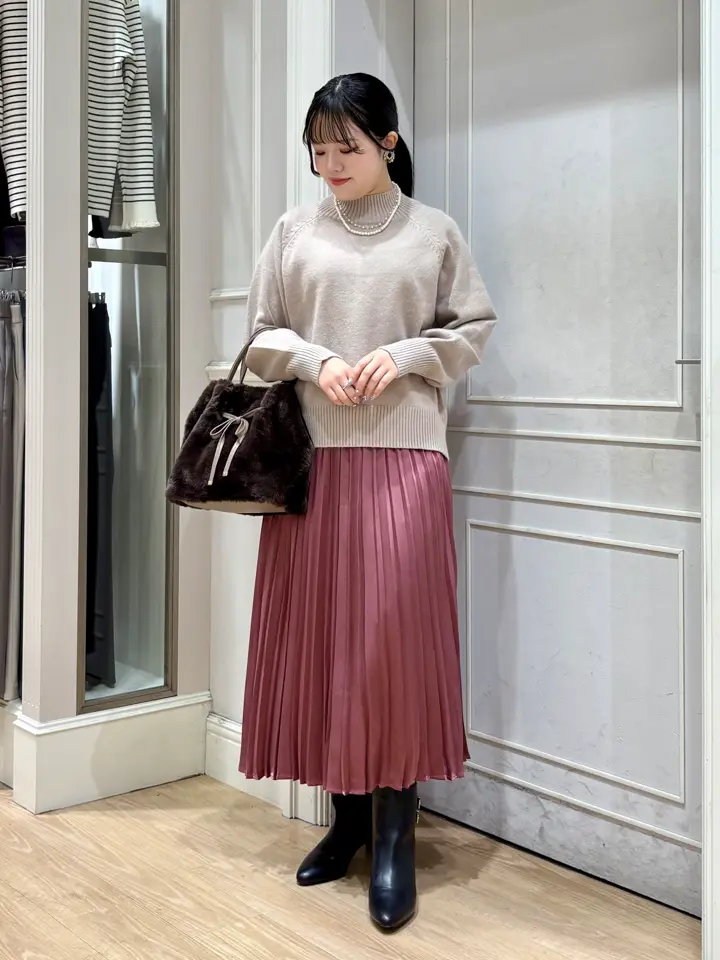 ANY SIS erika コーディネート画像