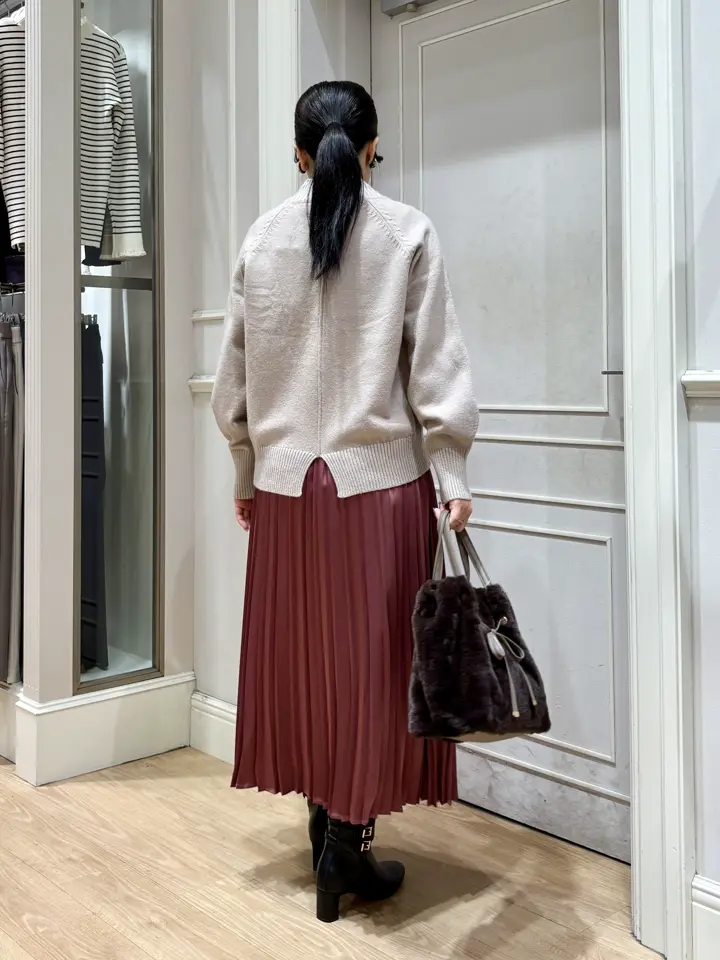 ANY SIS erika コーディネート画像