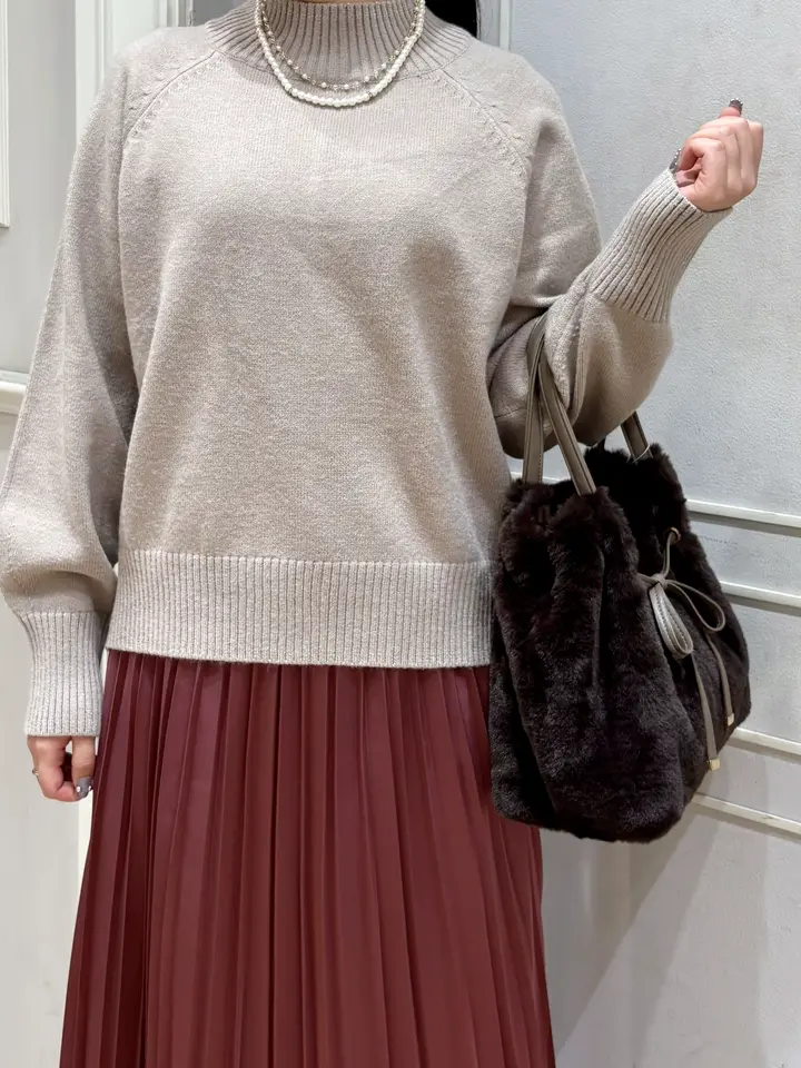 ANY SIS erika コーディネート画像