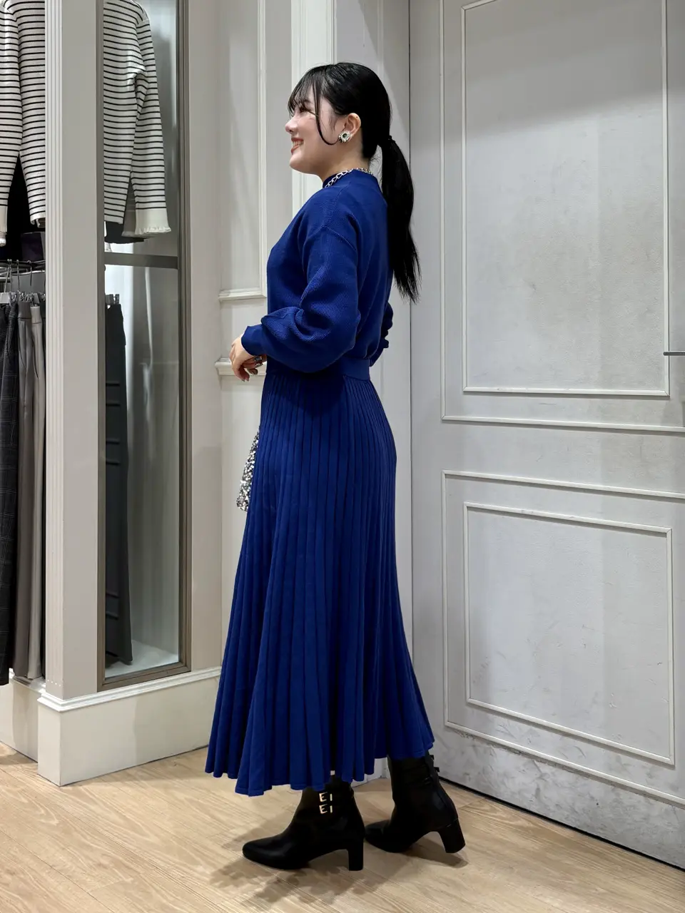 ANY SIS erika コーディネート画像