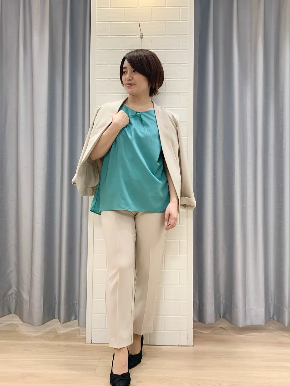 ANY SIS 丸岡 コーディネート画像