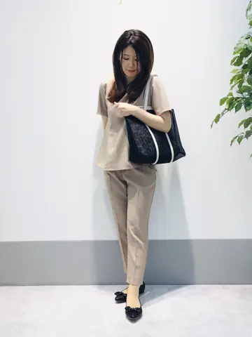 ANY SIS 岡本 コーディネート画像