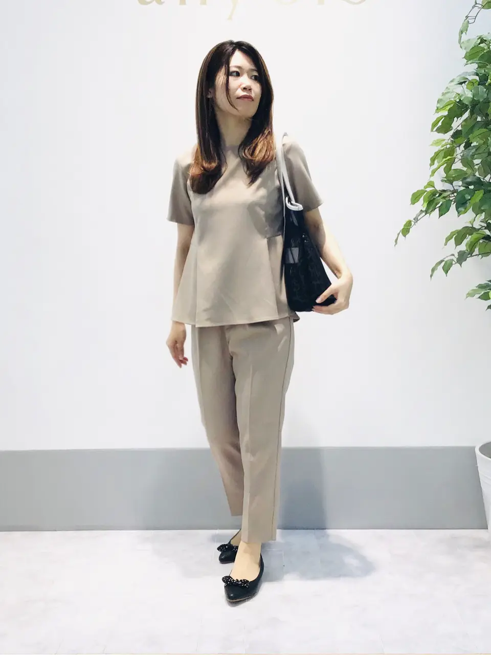 ANY SIS 岡本 コーディネート画像