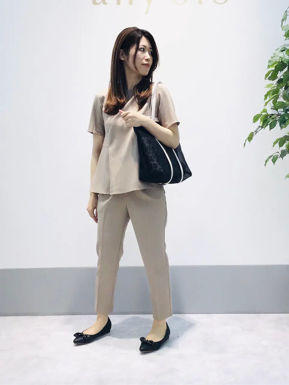 ANY SIS 岡本 コーディネート画像