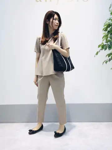 ANY SIS 岡本 コーディネート画像