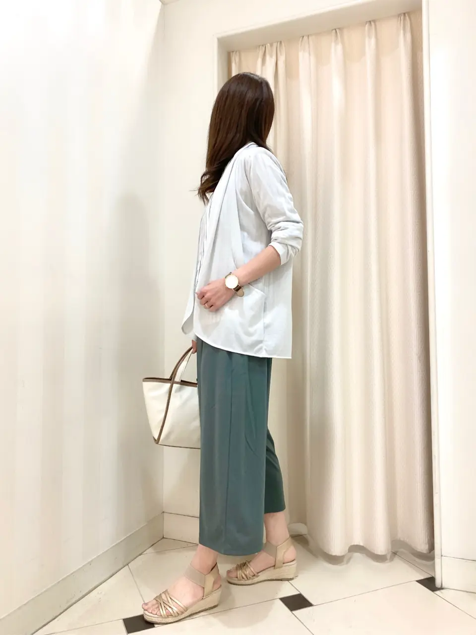 ANY SIS 金井 コーディネート画像