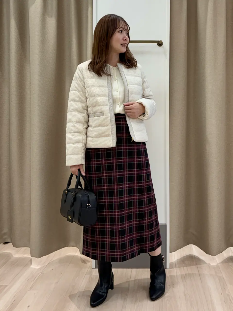 ANY SIS 笠羽 コーディネート画像