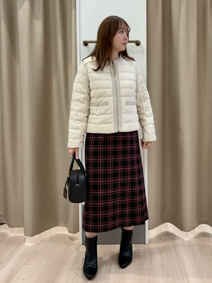 ANY SIS 笠羽 コーディネート画像