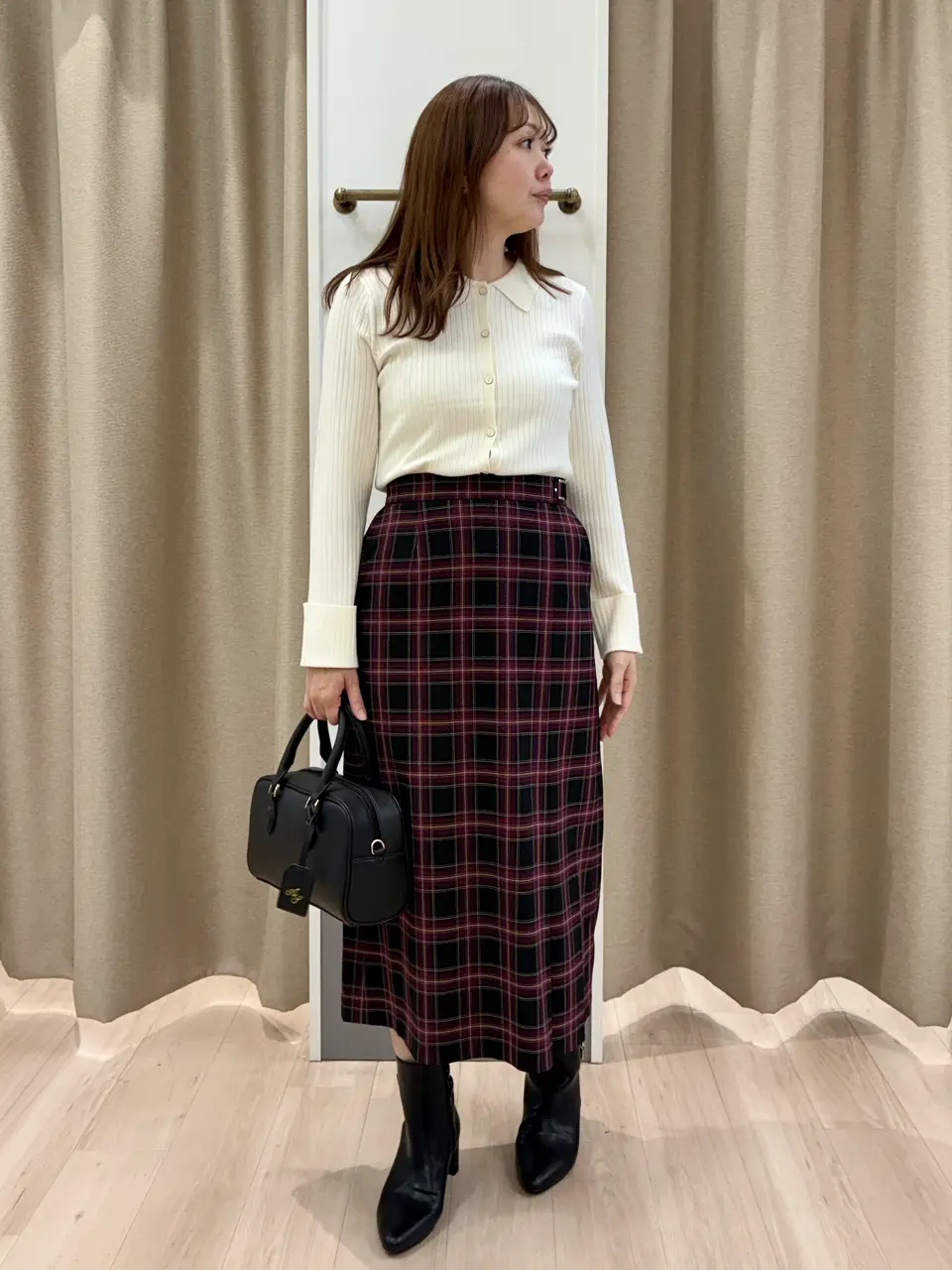 ANY SIS 笠羽 コーディネート画像