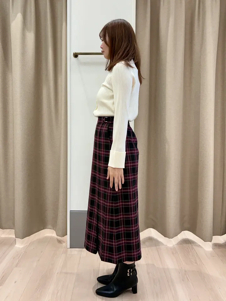 ANY SIS 笠羽 コーディネート画像